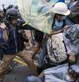 <p>Manifestantes, em sua maioria estudantes e jovens trabalhadores, exigiam a instaura&ccedil;&atilde;o de um verdadeiro sufr&aacute;gio universal</p>  Foto: Tyrone Siu / Reuters