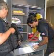 <p>Policiais federais cumprem madado de busca e apreensão em Anajatuba</p>  Foto: MPMA / Divulgação