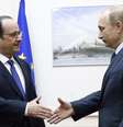 <p>Hollande viajou &agrave; R&uacute;ssia para encontro com o presidente Vladimir Putin</p>  Foto: Maxim Zmeyev / Reuters