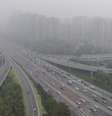 <p>Fundo Verde para o Clima das Nações Unidas foi criado para gerir transferências de fundos para que os países que são vulneráveis às mudanças climáticas</p>  Foto: Jason Lee / Reuters