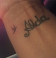 Xuxa faz tatuagem homenageando a mãe   Foto: Instagram / Reprodução