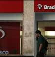 <p>No caso de descumprimento, a instituição financeira terá que pagar multa diária de R$ 10 mil</p>  Foto: Pilar Olivares / Reuters