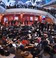 Polícia prende 76 manifestantes nesta quarta-feira em shopping por morte de negro americano  Foto: AFP