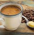 Misturar manteiga no café é a nova moda para consumir a bebida nos EUA  Foto: iStock