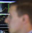 <p>As a&ccedil;&otilde;es&nbsp;preferenciais da Petrobras tiveram alta de&nbsp;3,91%&nbsp;e as ordin&aacute;rias avan&ccedil;aram 4,66%.</p>  Foto: Sergei Karpukhin (RUSSIA  - Tags: POLITICS BUSINESS) / Reuters