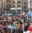 <p>Consumidores lotam a rua 25 de Março, no centro de São Paulo, na semana do Natal</p>  Foto: Paulo Pinto / Fotos Públicas