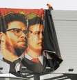 <p>Cartaz que promovia o filme &eacute; retirado ap&oacute;s Sony ter cancelado lan&ccedil;amento devido a amea&ccedil;as de hackers</p><p>&nbsp;</p>  Foto: BBC Mundo / Copyright