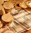 <p>O dólar caiu 0,25%, a R$ 2,7019 na venda, após chegar a R$ 2,7240 na máxima da sessão e atingir R$ 2,6920 na mínima do dia.</p>  Foto: Getty Images 