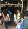 <p>Portões dos locais de prova da Fuvest abrem 12h30 e fecham às 13h.</p>  Foto: Débora Melo / Terra