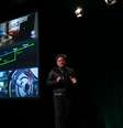 Presidente da Nvidia, Jen-Hsun Huang, apresenta o novo chip da empresa para carros inteligentes  Foto: Nvidia / Divulgação