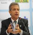 <p>O ministro da Sa&uacute;de, Arthur Chioro divulga, em Bras&iacute;lia,&nbsp;medidas para est&iacute;mulo ao parto normal e para redu&ccedil;&atilde;o de cesarianas desnecess&aacute;rias entre as consumidoras de planos de sa&uacute;de</p>  Foto:  Elza Fiuza / Agência Brasil