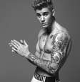 Justin Bieber assumiu culpa em processo por direção perigosa  Foto: @CalvinKlein / Twitter / Reprodução