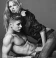 <p>Fãs do cantor se enfureceram no Twitter</p>  Foto: @CalvinKlein / Twitter / Reprodução