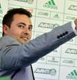 Alexandre Mattos disse que o Palmeiras já iniciou o planejamento para 2016  Foto: Fernando Dantas / Gazeta Press