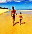Danielle Winits publica foto com o filho no Instagram   Foto: Instagram / Reprodução