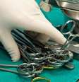 <p>Na ala da emerg&ecirc;ncia do HCR, um dos maiores do Distrito Federal, os pacientes foram informados que apenas um m&eacute;dico estava atendendo</p>  Foto: Thinkstock