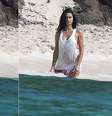 <p>Brasileira posou para a campanha em uma ilha porto-riquenha</p>  Foto: The Grosby Group