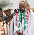 <p>Presidente da Nigéria, Goodluck Jonathan, durante evento de campanha eleitoral em Lagos, na Nigéria. 08/01/2015</p>  Foto: Akintunde Akinleye / Reuters