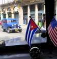 <p>Limite da quantia de dinheiro permitida a americanos enviarem para familiares em Cuba será aumentado (de US$ 2 mil para US$ 8 mil por ano)</p>  Foto: AP