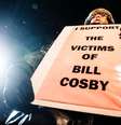 Mulher protesta contra Bill Cosby em Kitchener. 7/1/2015  Foto: Mark Blinch / Reuters
