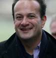 <p><span style="font-size: 15.4545450210571px;">Ministro da saúde da Irlanda, Leo Varadkar, de 36 anos</span></p>  Foto: Brian Lawless / AP