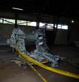 <p>Destroços da fuselagem são fotografados no porto de Kumai, em Pagkalan Bun, Indonésia</p>  Foto: Beawiharta / Reuters