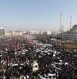 <p>Protesto contra a publicação de charges satíricas do profeto Maomé em Grozny, na Chechênia</p>  Foto: Eduard Korniyenko / Reuters