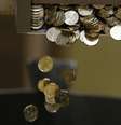 <p>Multimilionários representam 0,001% da sociedade mundial, segundo estudos</p>  Foto: Regis Duvignau / Reuters
