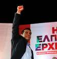Líder oposicionista e do partido radical de esquerda Syriza, Alexis Tsipras, acena durante evento em Atenas 22/01/ 2015.  Foto: Yannis Behrakis / Reuters