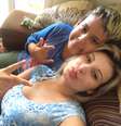 Andressa Urach se recupera na casa da mãe e tira selfie com o filho Arthur  Foto: Divulgação