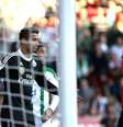 <p>Cristiano Ronaldo foi expulso após chutar e dar um tapa no brasileiro Edimar, do Córdoba</p>  Foto: Rafa Alcaide / EFE