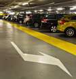 Alguns estabelecimentos têm registrado danos que o veículo já possui quando este chega no estacionamento para evitar eventuais cobranças irregulares  Foto: Dollar Photo Club