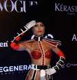 <p>Sabrina Sato usou fantasia ousada no Baile da Vogue 2015</p>  Foto: Raphael Castello e Francisco Cepeda / AgNews