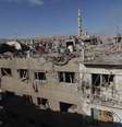<p>Vista geral da destruição após os ataques aéreos por forças sírias</p>  Foto: Mohammed Badra / Reuters