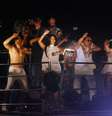 Até o rapper Psy já deu as caras no Carnaval de Salvador. Em 2013, o cantor sul-coreano subiu no trio elétrico de Claudia Leitte e levou o público ao delírio ao cantar o hit Gangnam Style  Foto: Tássia Novaes / PrimaPagina