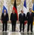 Presidentes de Belarus, Alexander Lukashenko (E), Vladimir Putin (Rússia), François Hollande (França) e Petro Poroshenko (Ucrânia); ao centro a chanceler alemã, Ângela Merkel, reunidos em Minsk para discutir a situação na Ucrânia. 11/2/2015  Foto: Grigory Dukor / Reuters