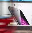 <p>A briga começou em janeiro, quando o acordo de licenciamento entre Apple e Ericsson venceu</p>  Foto: Neil Hall / Reuters