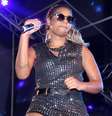 Mc Ludmilla acabou mostrando demais durante o show em Salvador  Foto: Wesley Costa / AgNews