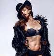 Cindy Crawford aparece sem retoques em foto para Marie Claire  Foto: @charlenewhite / Twitter