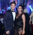 Mário Frias foi a baile acompanhado da mulher Juliana Frias, que exibiu vestido bastante sensual com transparências  Foto: Alex Palarea e Marcello Sá Barretto / AgNews