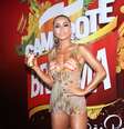 <p>Sabrina cortou feijão e frituras</p>  Foto: Thiago Duran / AgNews