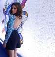 <p>Marquezine foi à Sapucaí com enorme decote nas costas</p>  Foto: Felipe Panfili / AgNews