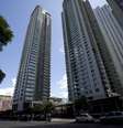 O corpo carbonizado foi encontrado a poucos metros do condomínio Le Parc (foto) onde vivia o promotor Alberto Nisman  Foto: Rodrigo Abd / AP