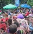 <p>Bloco agitou as ruas da cidade por horas intermináveis</p>  Foto: André Naddeo / Terra