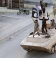 <p>O grupo terrorista destruiu a mesquita após a explosão</p>  Foto: Reuters en español