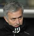 José Mourinho comemorou empate no Parque dos Príncipes  Foto: Miguel Medina / AFP