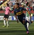Chavez comemora primeiro gol do Boca  Foto: Felipe Trueba / EFE