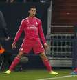 Cristiano Ronaldo comemora primeiro gol do Real Madrid na partida  Foto: Wolf Gangrattay / Reuters