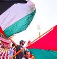 <p>Torcida do Palestino chegou cedo no estádio, mas ataque pode ter vindo de argentinos, por engano</p>  Foto: Martin Bernetti / AFP
