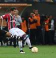 Ganso teve partida apagada e saiu reclamando da arbitragem  Foto: Rubens Chiri/São Paulo FC / Divulgação